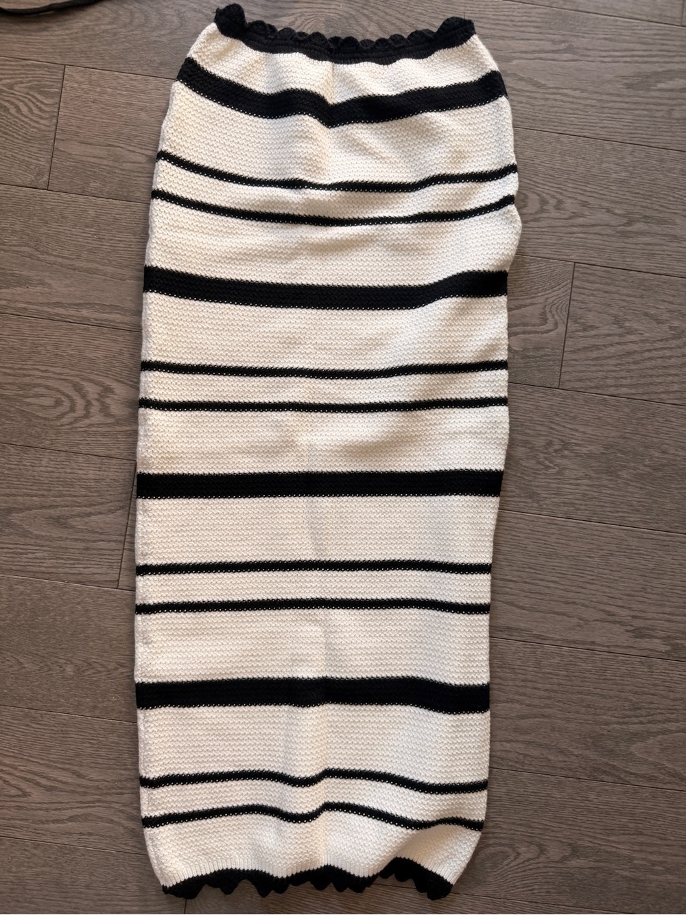 Meshki Striped Black and white Knit crop top and skirt Set size S - Picture 6 of 7